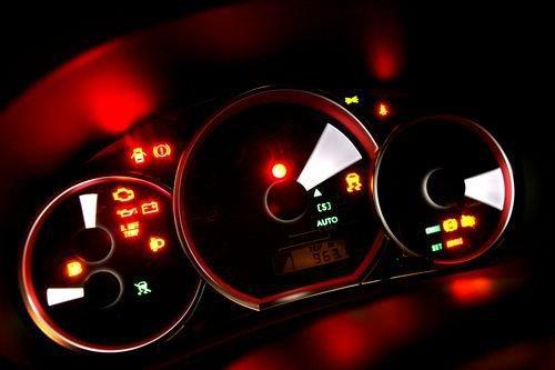 老式汽车启动后转速多少