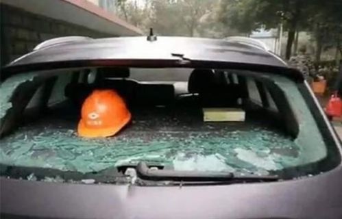 汽车的天窗玻璃多少钱