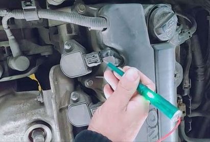 汽车点火线圈多少伏