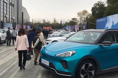 汽车解压多少钱