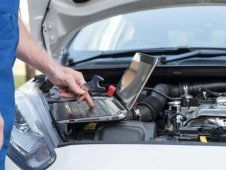 汽车灯修理多少钱