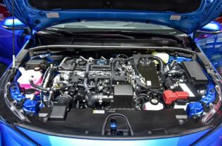 汽车动力多少合适