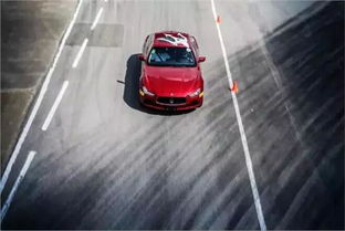 汽车赛道长约多少