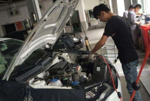 汽车多少公里第二次保养