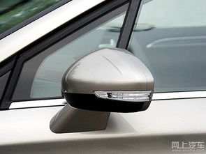 贴汽车前挡膜多少钱 贴汽车前挡膜多少钱