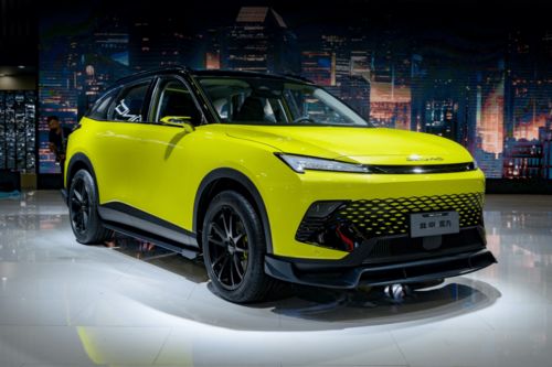 华为白虎汽车多少钱