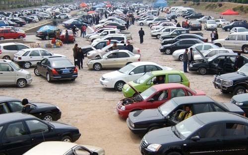 三年汽车开多少公里