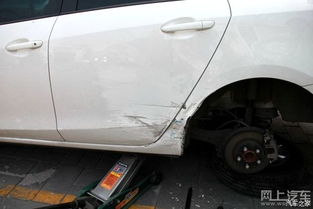 处理汽车划痕多少钱