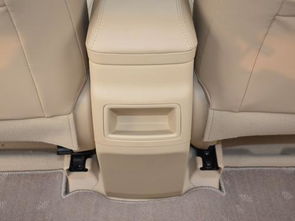 汽车换皮座椅多少钱