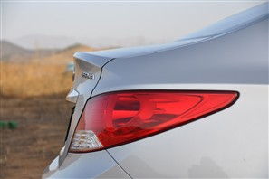 汽车尾转向灯多少钱 汽车尾转向灯多少钱