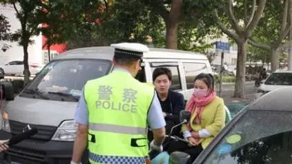 汽车违章停车罚款多少钱