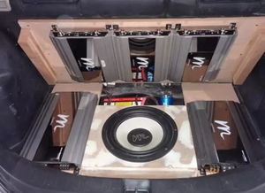 汽车加功放需要多少电压