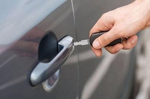 汽车换锁多少钱