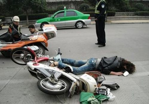 汽车撞电动车赔偿多少