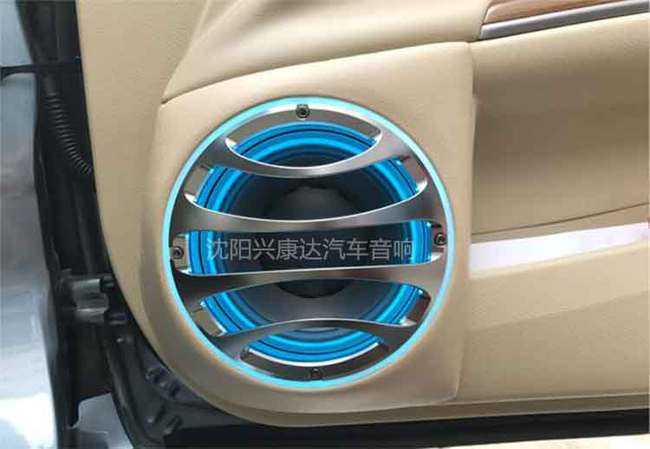 汽车安装音响多少钱