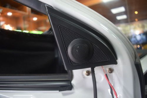 汽车安装音响多少钱