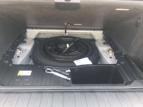 汽车后备箱70寸多少