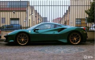 汽车每年约行多少米