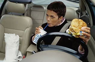 汽车每年约行多少米