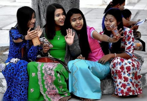 中国女留学生国外跑800米夺回手机 中国女留学生国外跑800米夺回手机