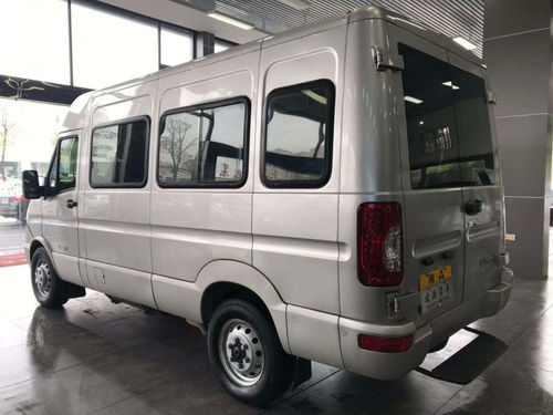 依维柯汽车七座多少钱 依维柯汽车七座多少钱