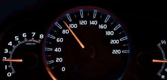 汽车平均一公里多少钱