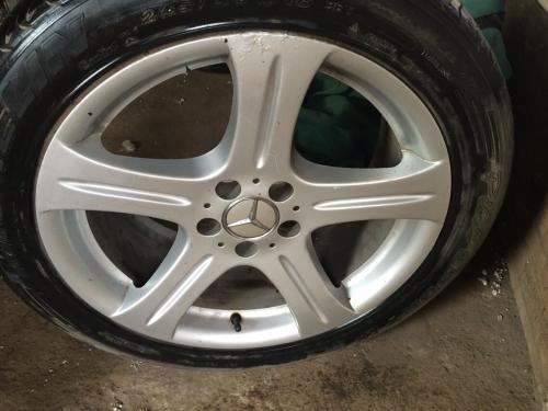 汽车换个轮毂多少钱