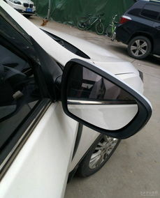 汽车换后视镜多少钱