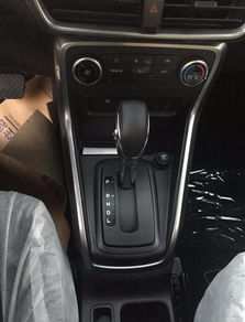 老式汽车内饰油耗多少