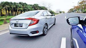 一个月汽车花多少