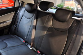 汽车拆座椅多少米合适呢