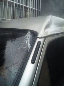 汽车挡风玻璃更换多少钱