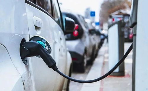 汽车停车多少公里就充电