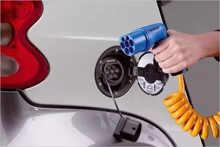 汽车电瓶多少度充电合适