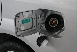 汽车油箱多少斤合适开