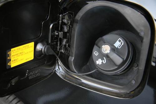 小汽车油箱装满多少油量