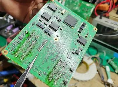 汽车的电脑板多少钱