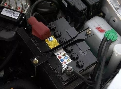 汽车电瓶更换多少a