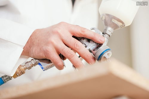 汽车喷漆工多少钱一个月