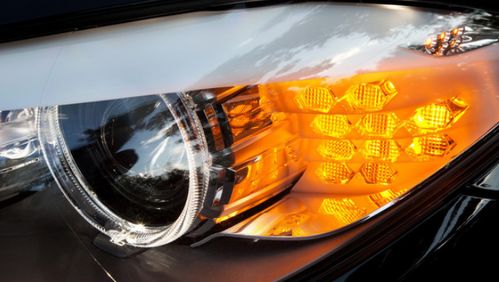 汽车远光灯卤素色温多少