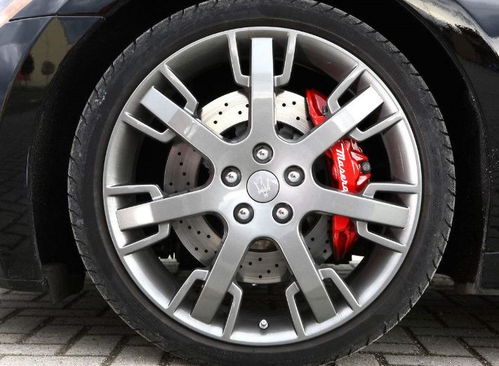 汽车后轮对调多少公里