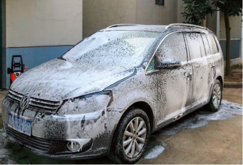 洗一次汽车多少钱