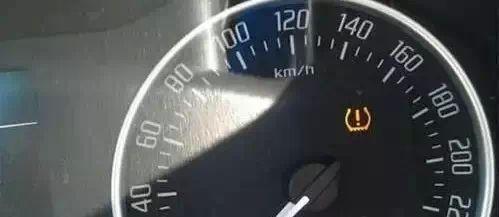 汽车剩多少胎压不能开