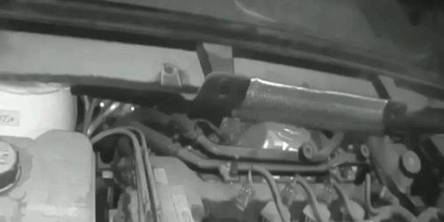 一箱汽车油多少钱