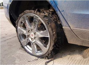 夏天汽车胎压打多少