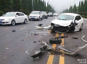 汽车被撞后赔多少 汽车被撞后赔多少