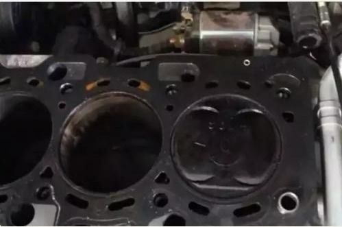 天冷了汽车怠速是多少