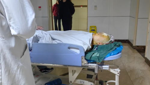 北大毕业生转行做正骨师年入超百万