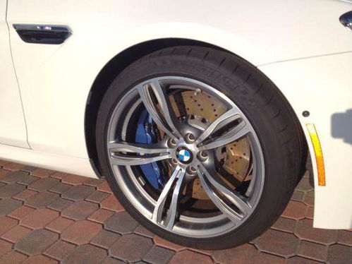 汽车刹车踩多少米 汽车刹车踩多少米