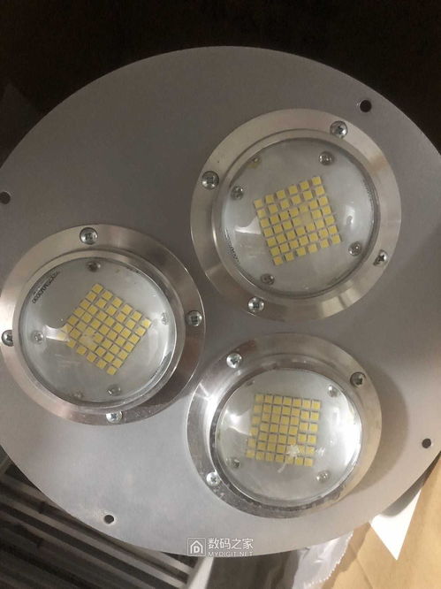 汽车灯多少瓦的